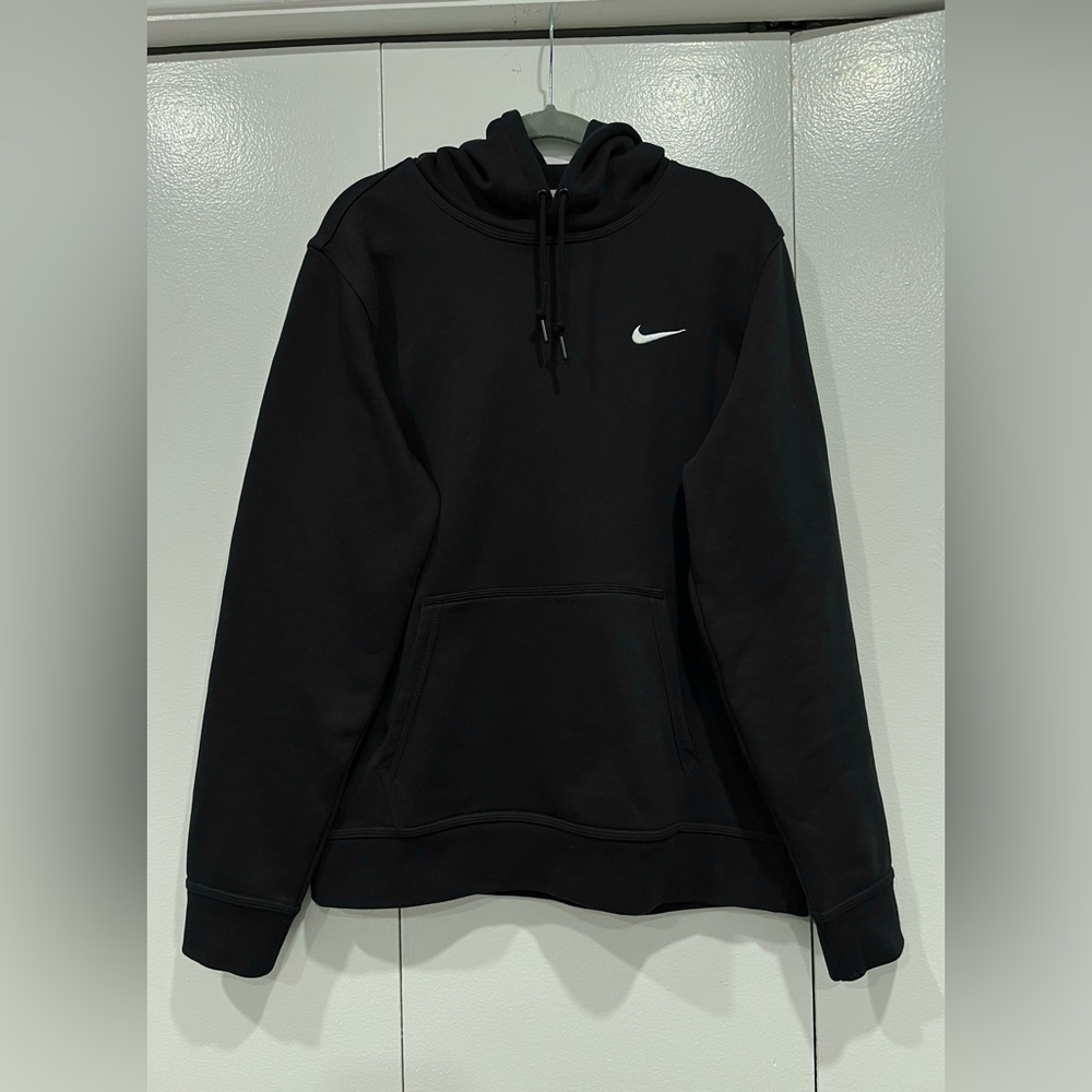 Nike Men’s Sportswear Club Pullover Hoodie